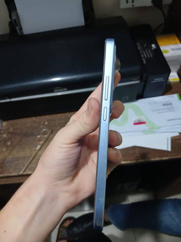 oppo Reno 11f 3