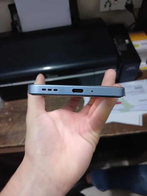 oppo Reno 11f 4