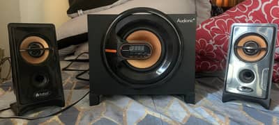 Original Audionic Speakers/Sound System with Woofers/Bass