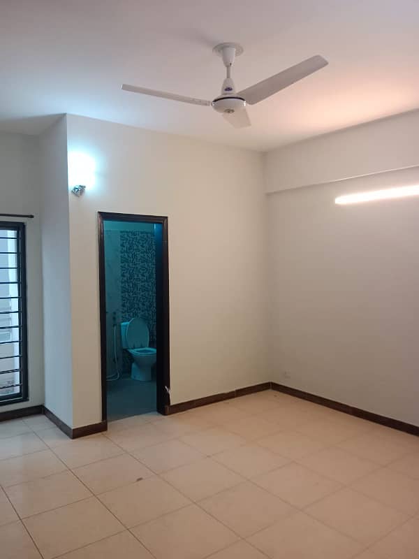 3X Bed Army Apartments 2nd Floor Available For Rent In Sector B, Askari 11 Lahore 15