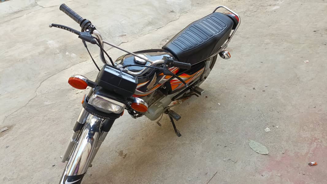 Honda CG 125 2022 4