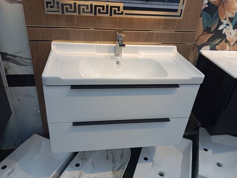 customised Bathroom Vanities/ modern Bathroom cabinets /storage 1