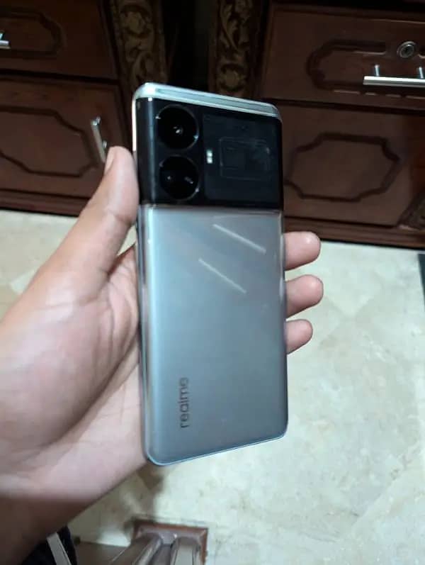 Realme GT5 240 Watt 4