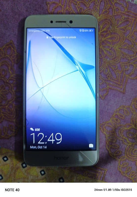 honour 8 Lite good condition and good working 2/32 4