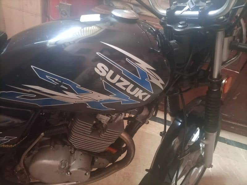 Suzuki gs special edition (03453776777) 3