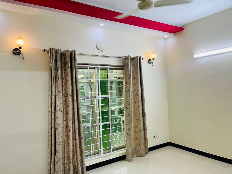 5 Marla House For Sale In Block BB Sector D Bahria Town Lahore 10