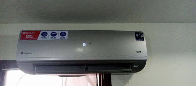 Dawlance inverter split type Air conditioner 1