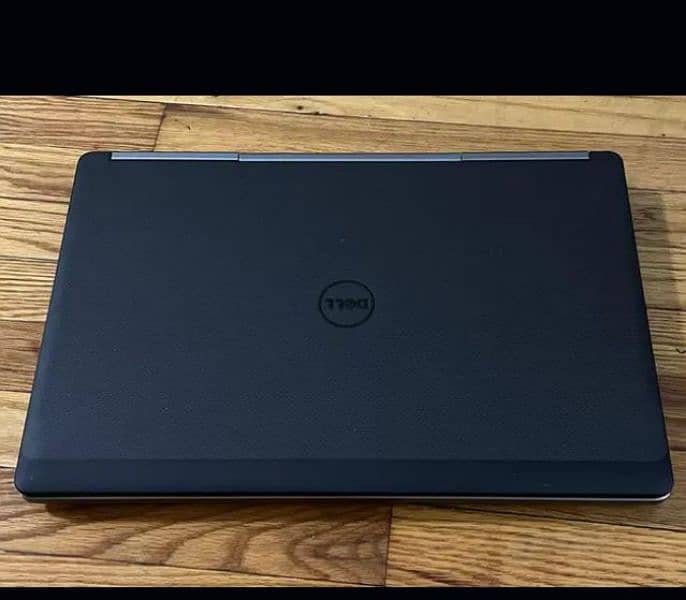 Dell precision 7720 core i7-7 generation 16/400 SSD 16 gb graphic card 0