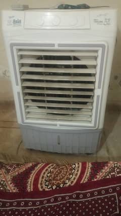 Air cooler for sale on 3 months used in new condition serious buyers