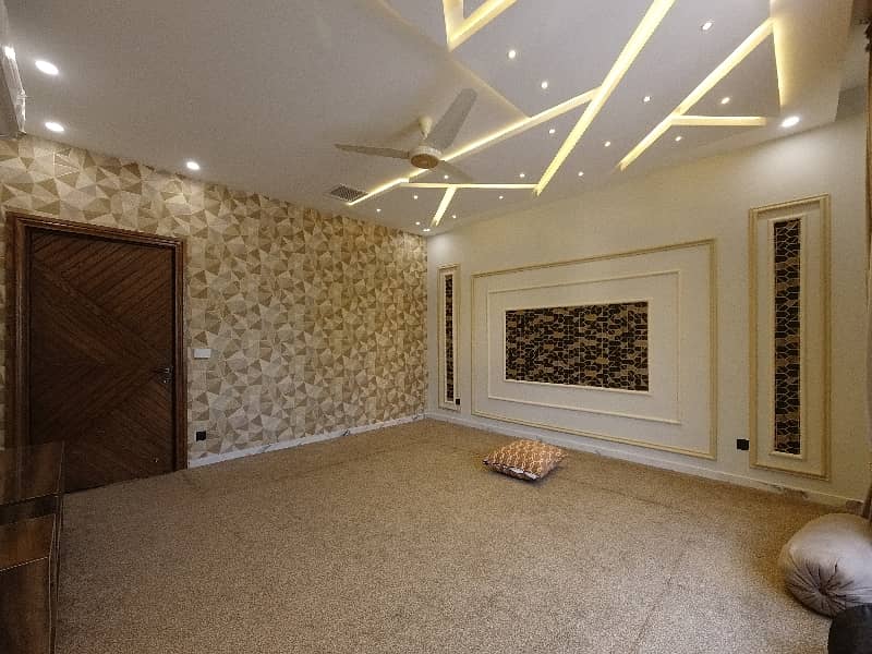 10 Marla House Available In Bahria Town Phase 2 For Sale 14