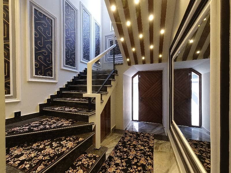 10 Marla House Available In Bahria Town Phase 2 For Sale 19