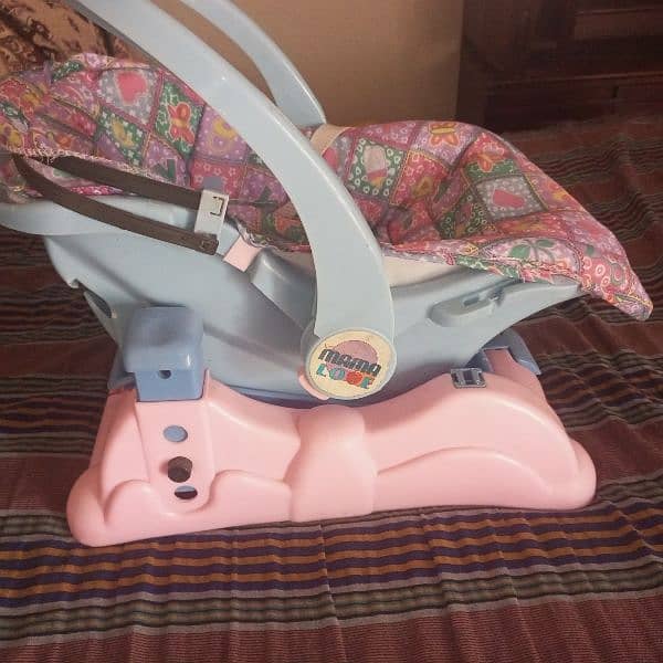 Baby Swing 3-in-1 Carry Cot 4