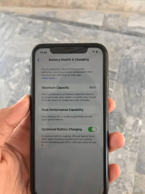 Iphone XR Water Pack Non Pta jv all orignal 64Gb Battery health 84 5