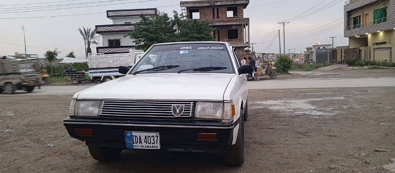 Mitsubishi Lancer 1984 3