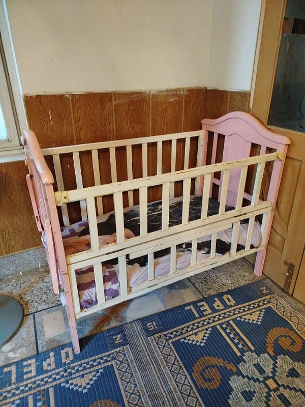 kid/toddler sleeping cot/bed 2