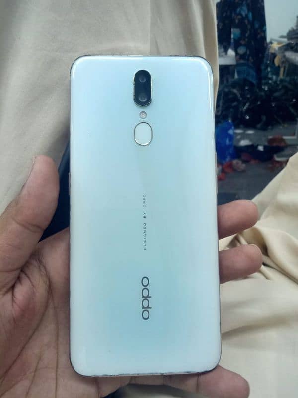 oppo f11 for urgent sale 8/256 6