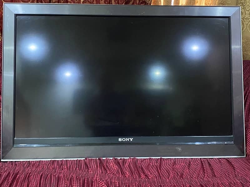 Sony 40" LED TV - 1 Years Used, Excellent Condition! 6