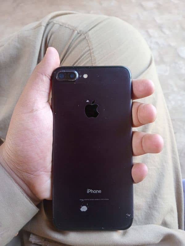 I phone 7plus non PTA 1