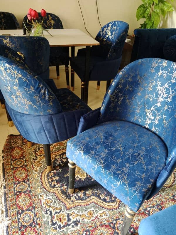 6 dining chairs for sale. 2