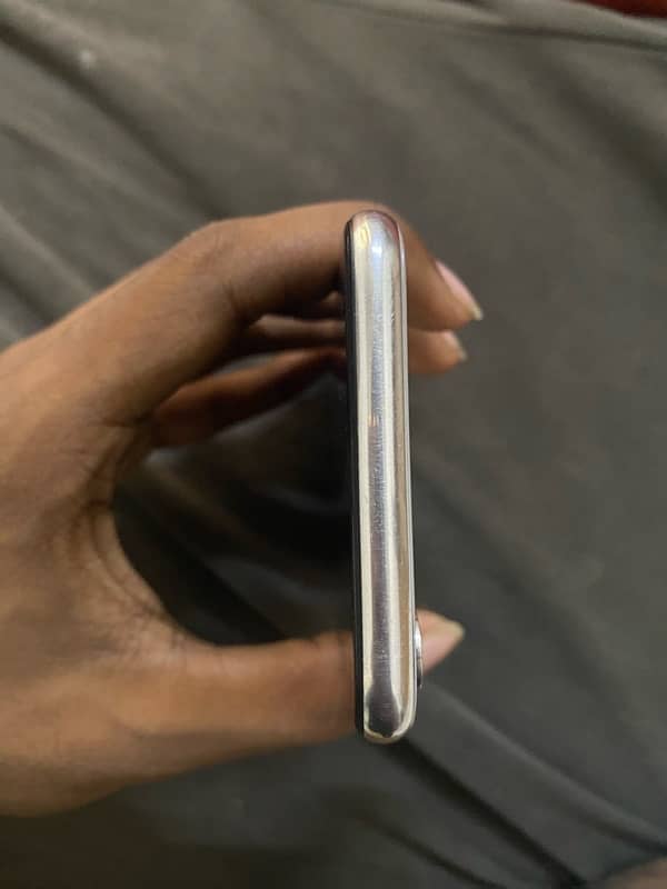 Iphone X Pta Approved 10/9 condition contact only on whatsapp 5