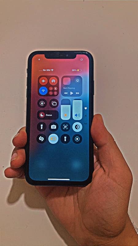 iPhone XR 128GB Gaming (CASH ONLY) 1