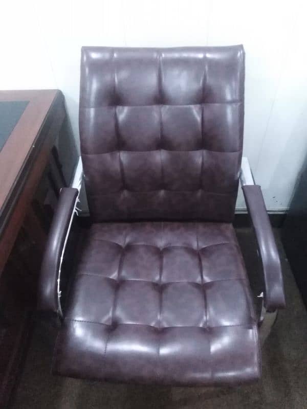 Office Furniture Available for Sale 2