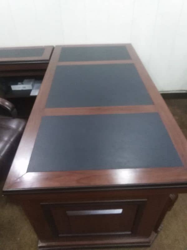 Office Furniture Available for Sale 7