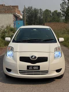 Toyota Vitz 2006