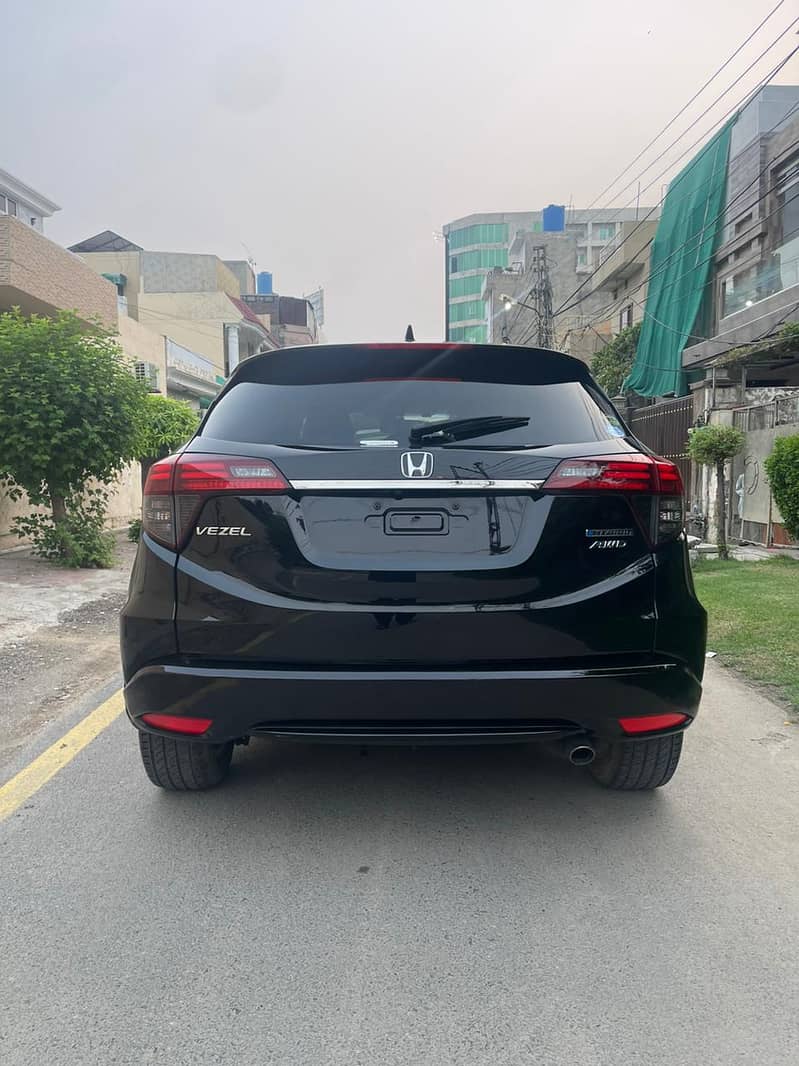 Honda Vezel 2018 1