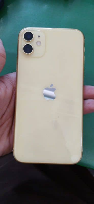 iPhone 11 100% original condition water pack no any scratches 2