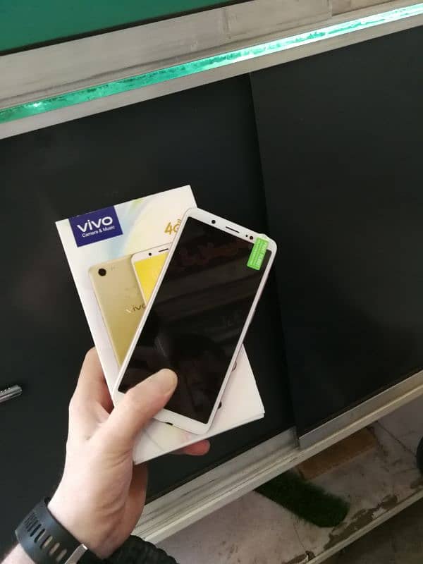 Vivo Y75 6/128 pta approved box pack stock available 9