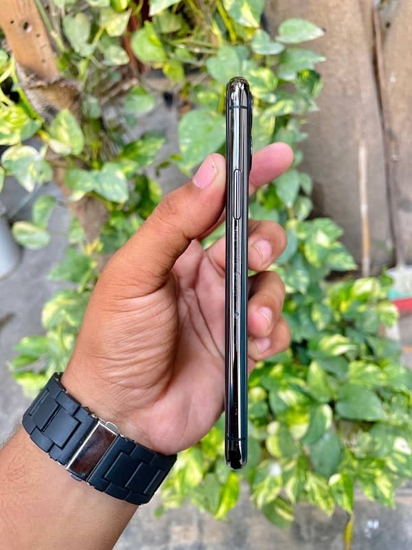 iphone 11 pro jv 2