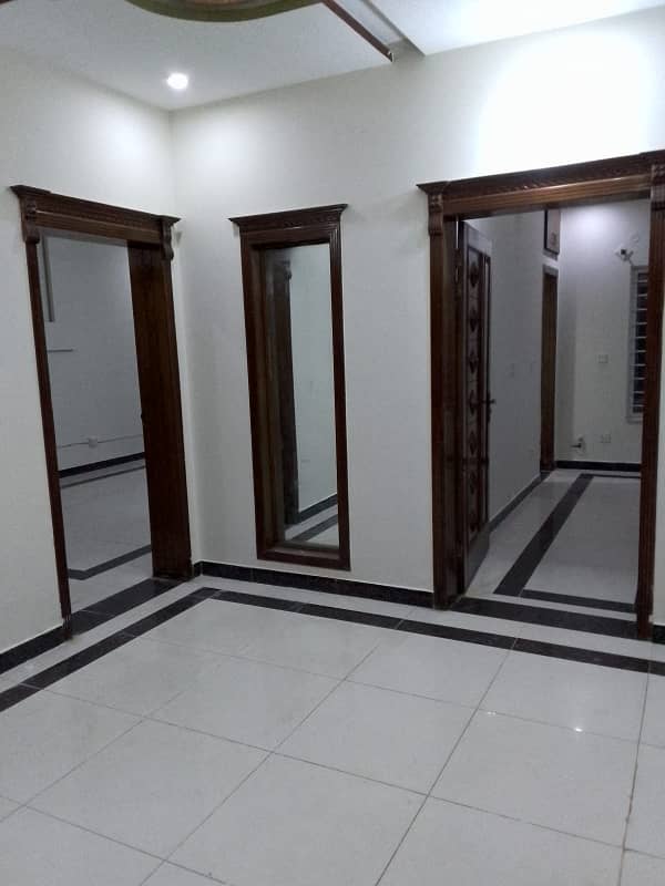 Size 30x60 House For Rent In G-13 35