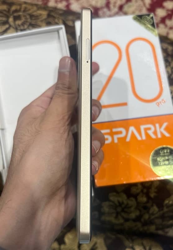 Tecno Spark 20 Pro 6