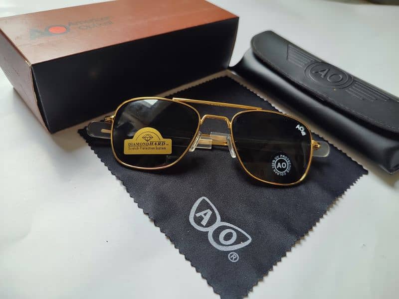 USA Brand Sunglasses RE and AO 10