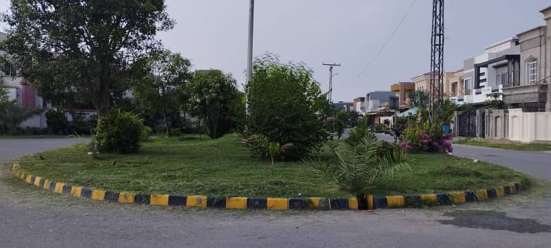 1 Kanal Residential Plot For Sale In DHA Phase 7 3