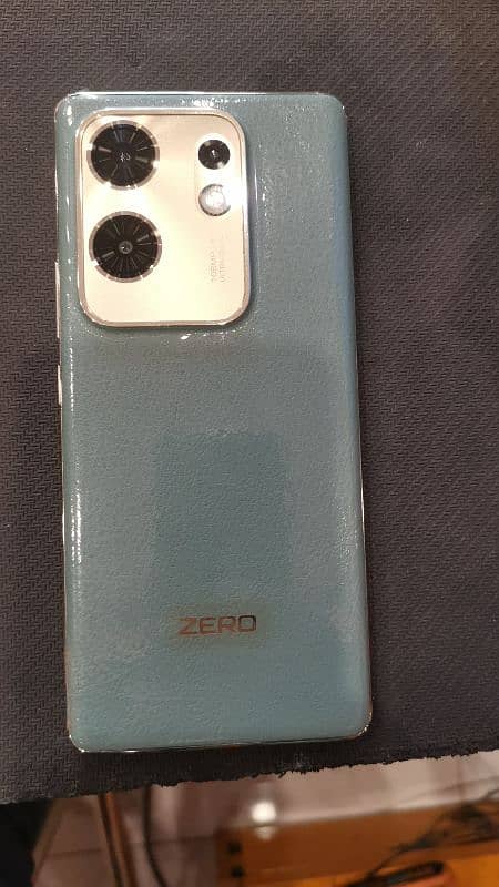 Infinix zero 30 10/10 3