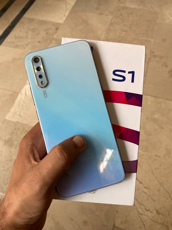 Vivo s1 1