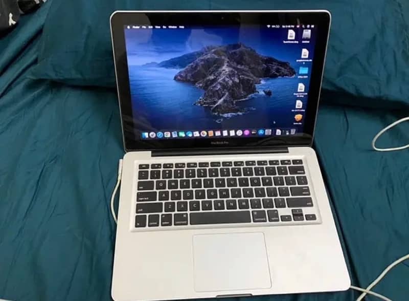 Macbook Pro 2012 Laptop for sale 4