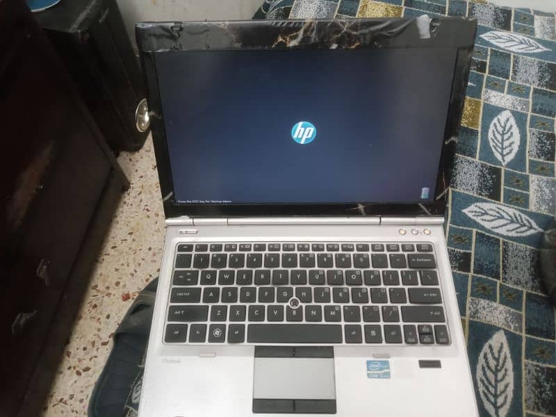 HP ELITEBOOK 2