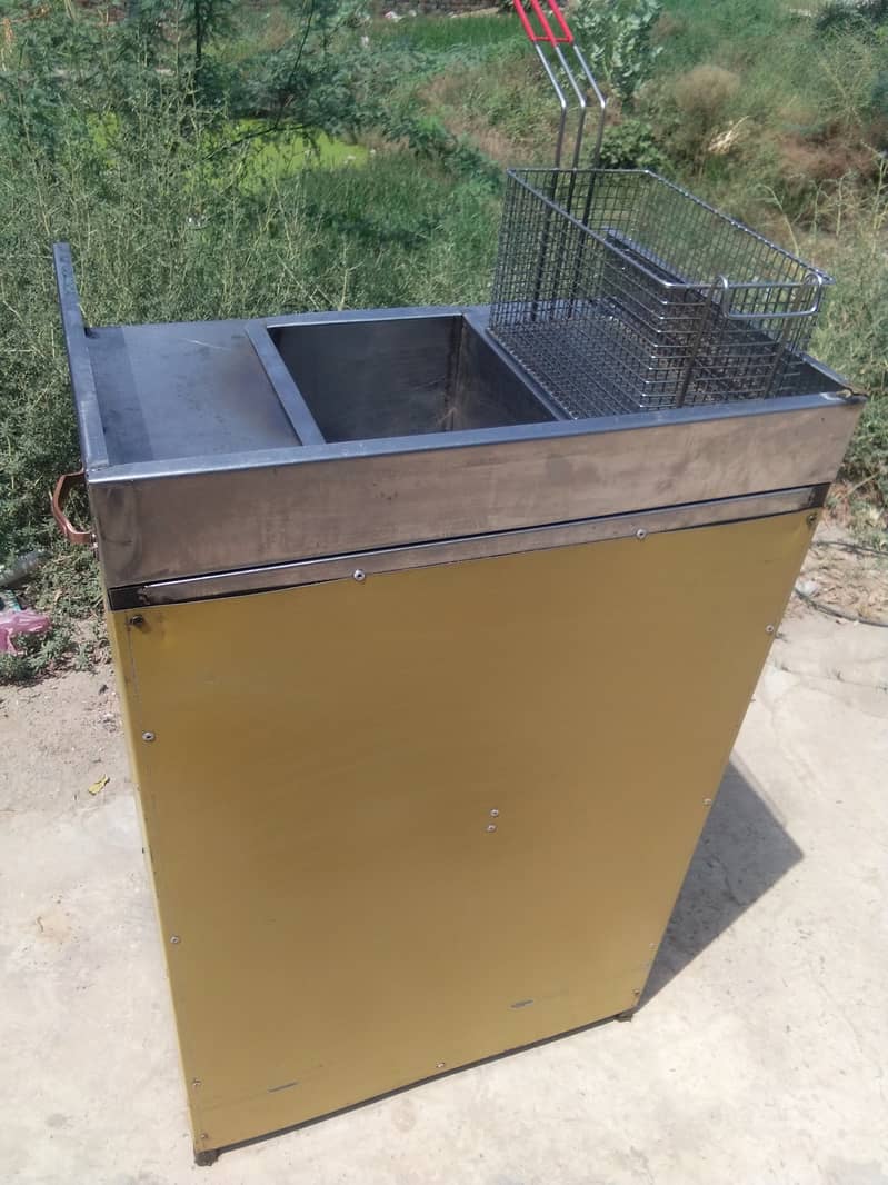 Fryer urgent sale 1