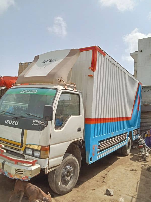 Isuzu truck 1