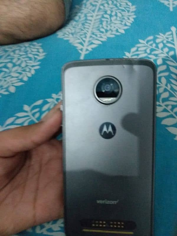 Moto Z force 5