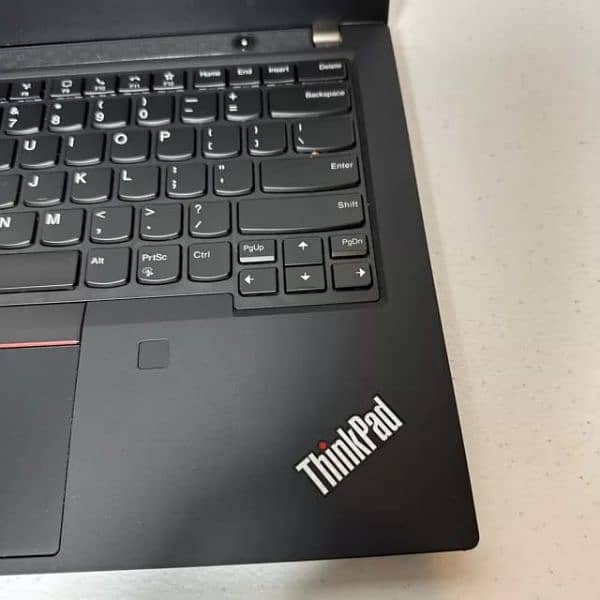 Lenovo Thinkpad T14 Gen-1 Intel Core i7 10th Generation  Touch Screen 3