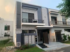 5 MARLA HOUSE NEAR TO PARK IS AVAILABLE FOR SALE IN DHA PHASE 11 RAHBAR SECTOR 2 BLOCK "H" 0