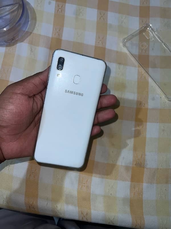 Samsung a30 0