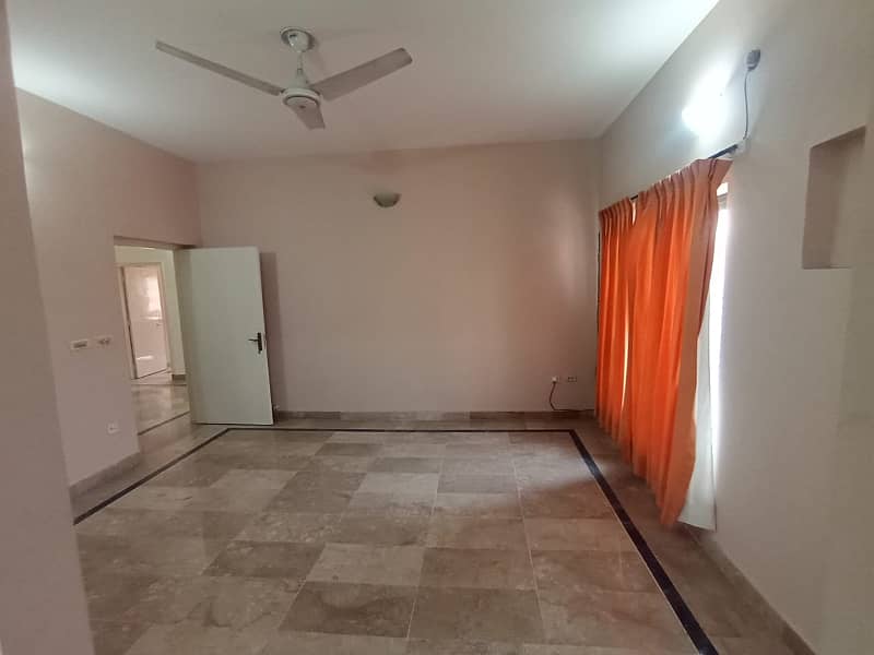 Beautiful 1 Kanal Upper Portion [Lower Lock] Available For Rent Near Lalik Jan Chowk Phase 2 DHA Phase 2 1