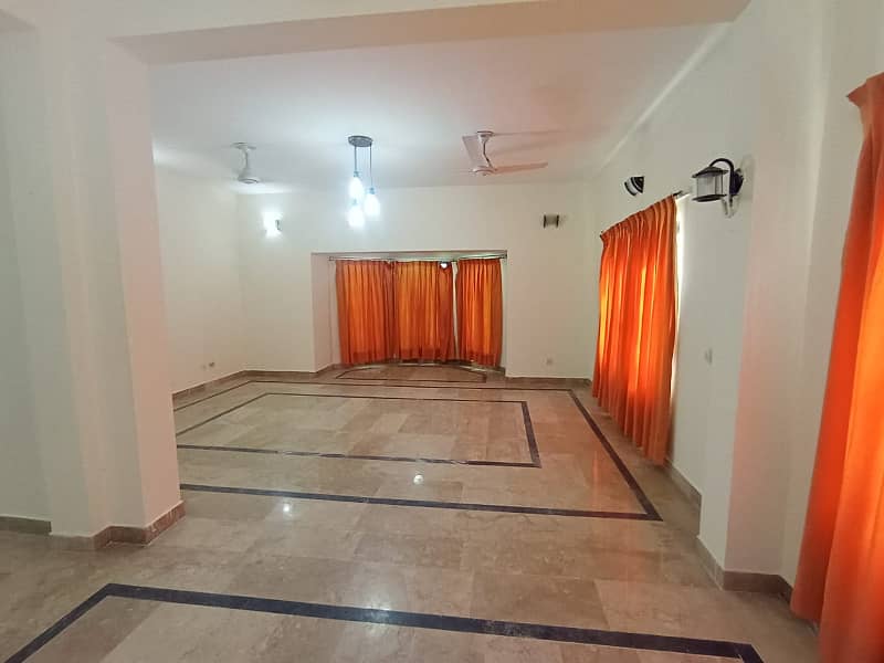 Beautiful 1 Kanal Upper Portion [Lower Lock] Available For Rent Near Lalik Jan Chowk Phase 2 DHA Phase 2 4