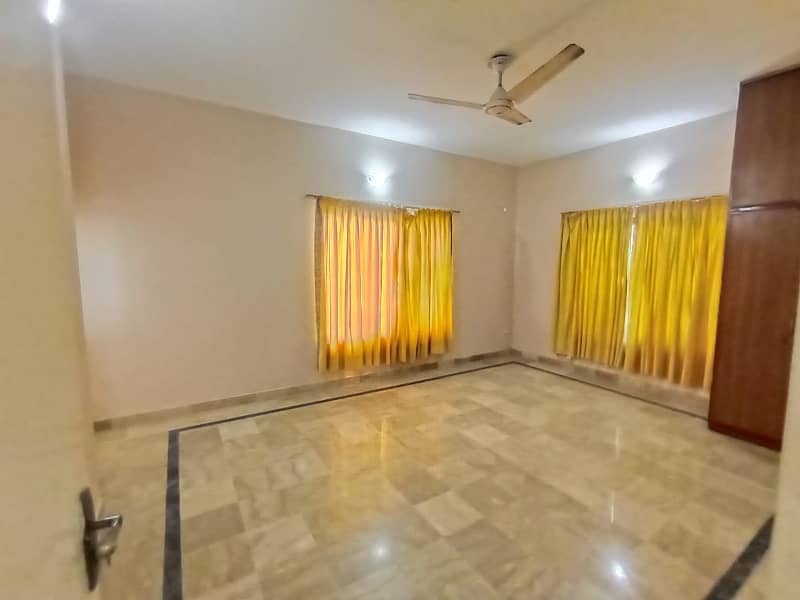 Beautiful 1 Kanal Upper Portion [Lower Lock] Available For Rent Near Lalik Jan Chowk Phase 2 DHA Phase 2 12