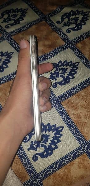 Oppo F1s good condition and best for hotspot with good battery 4